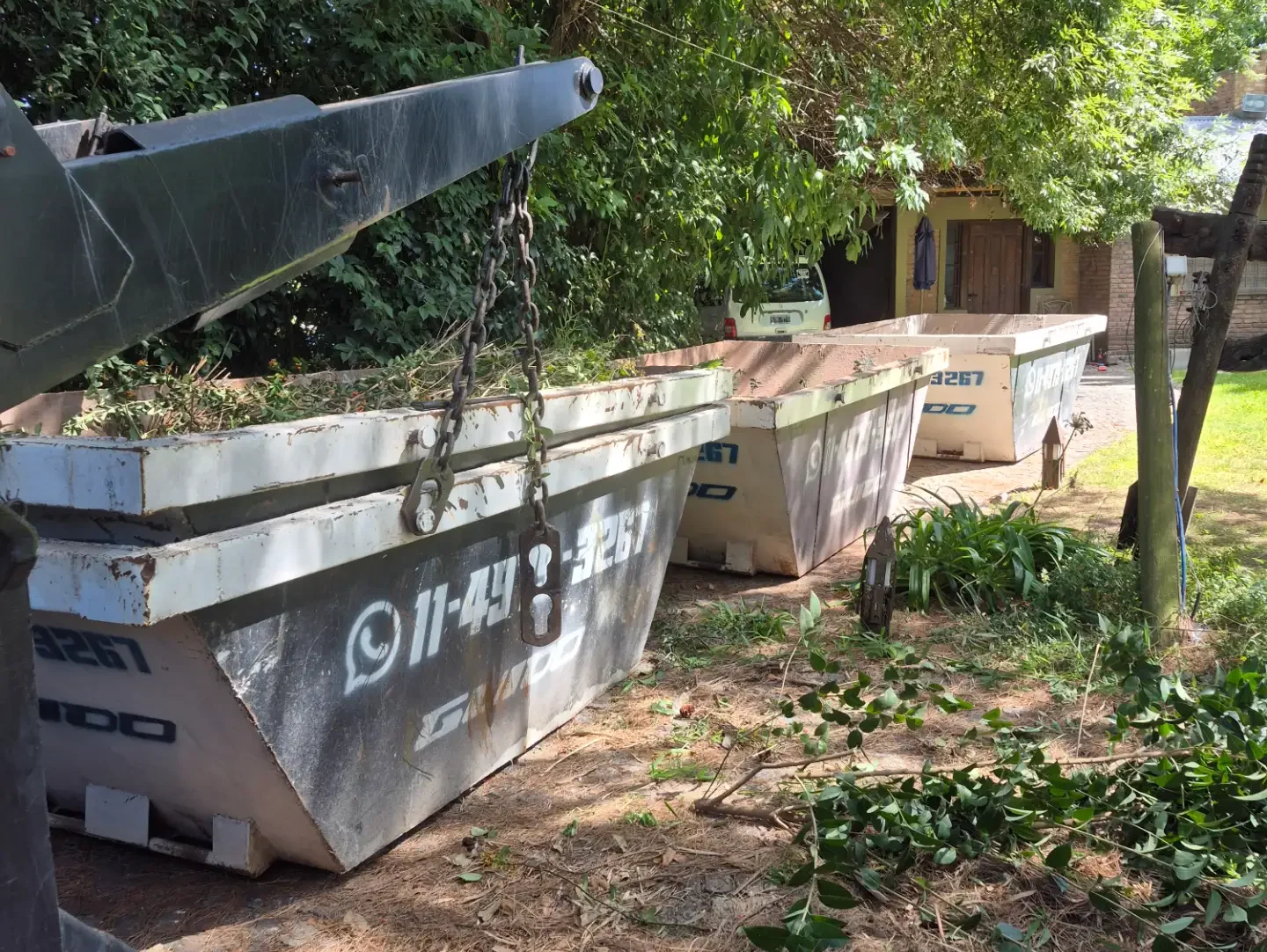 Volquete colocado en obra particular en Tigre Volquete colocado en obra particular en Tigre
